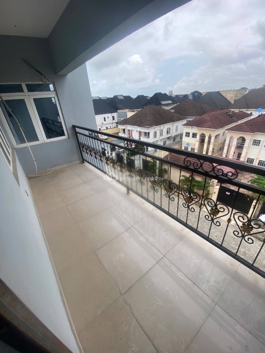 Spacious 3 Bedroom Penthouse, Lekky County Homes, Ikota, Lekki, Lagos, Flat / Apartment for Rent