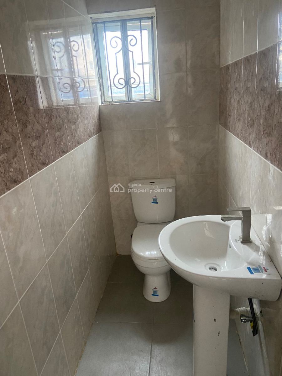 Spacious 3 Bedroom Penthouse, Lekky County Homes, Ikota, Lekki, Lagos, Flat / Apartment for Rent