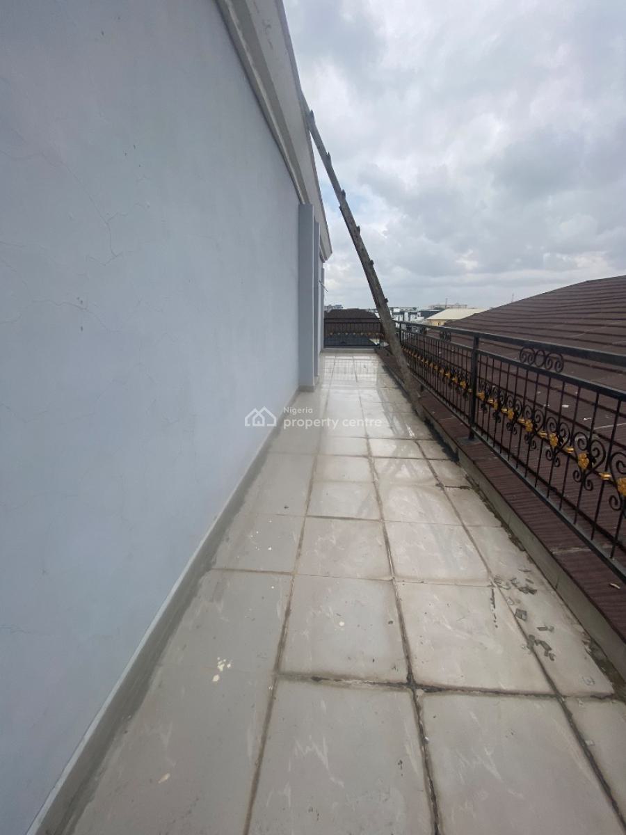 Spacious 3 Bedroom Penthouse, Lekky County Homes, Ikota, Lekki, Lagos, Flat / Apartment for Rent