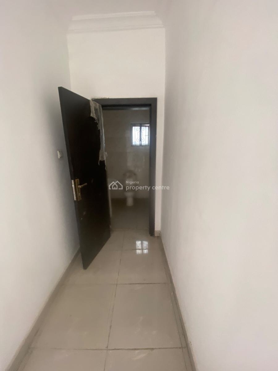 Spacious 3 Bedroom Penthouse, Lekky County Homes, Ikota, Lekki, Lagos, Flat / Apartment for Rent