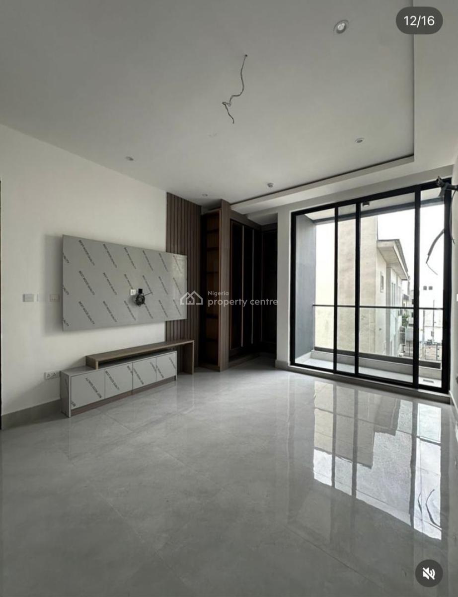 Contemporary 3bedroom Apartment, Lekki Phase 1, Lekki, Lagos, Flat / Apartment for Rent