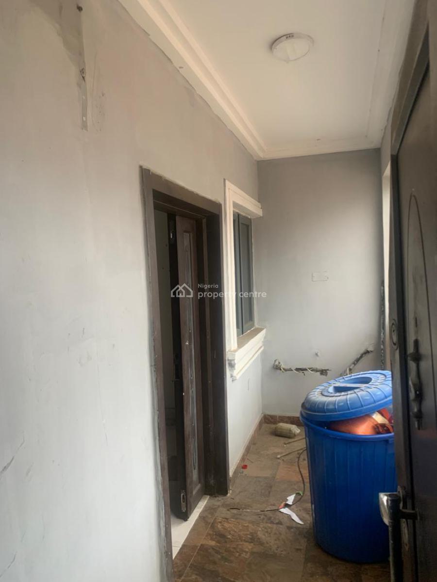 a Standard Decent 3-bedroom  Apartment, Gbagada, Lagos, Flat / Apartment for Rent