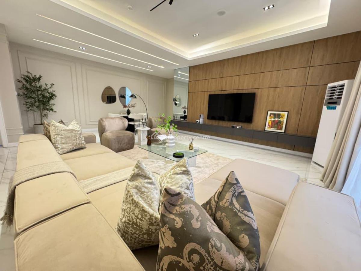 Beautifully Furnished 2 Bedroom Apartment, Lekki Phase 1, Lekki, Lagos, Flat / Apartment Short Let