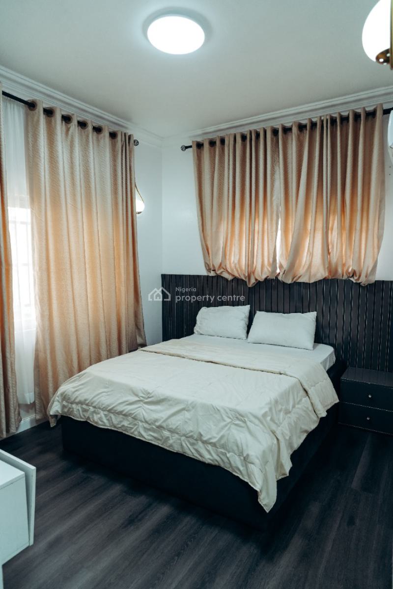 3-bedroom, for Monthly and Annual Stay., Lekki Phase 1, Lekki, Lagos, Flat / Apartment for Rent