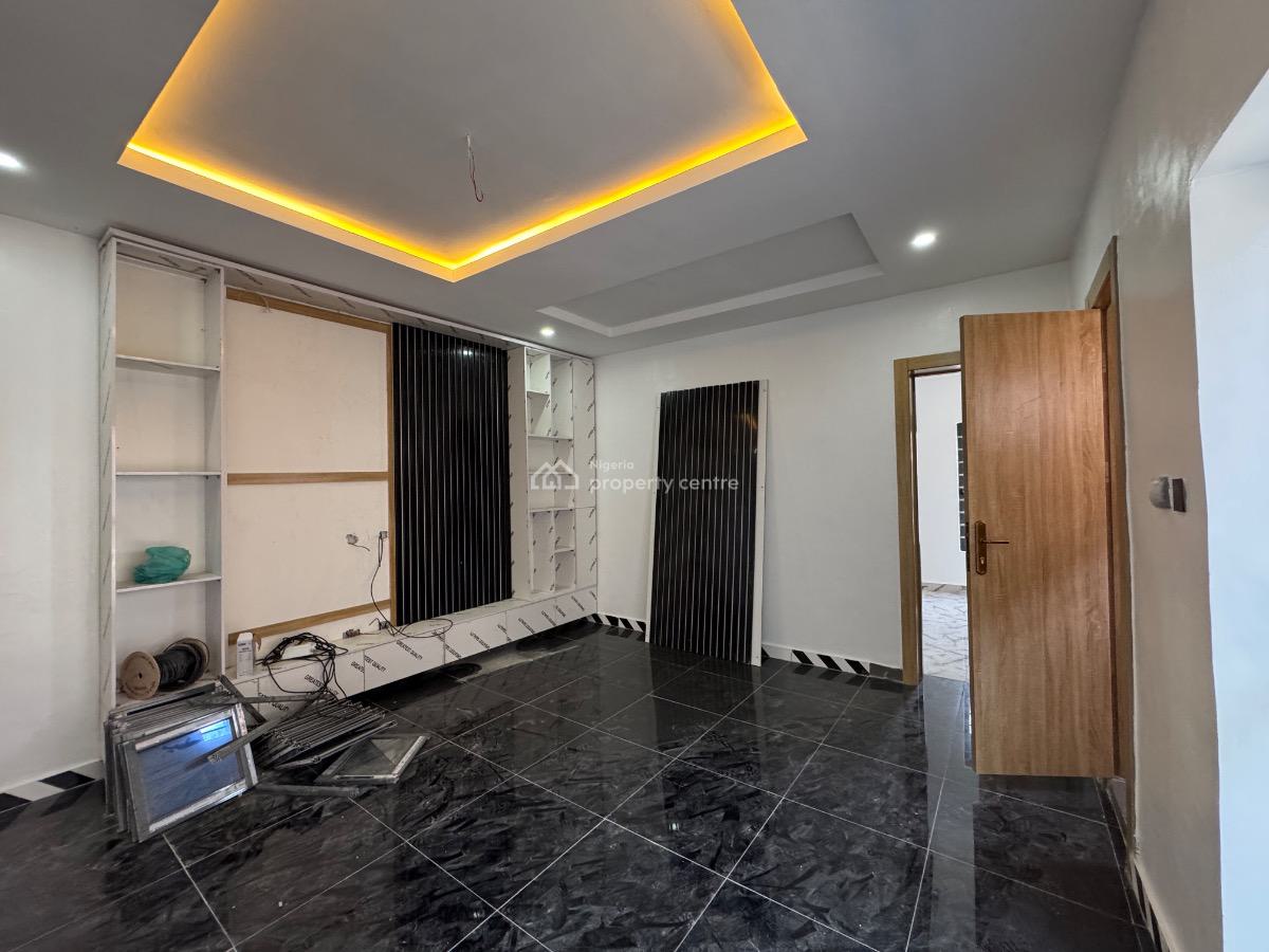 1bedroom Apartment, Ologolo, Lekki, Lagos, Flat / Apartment for Sale
