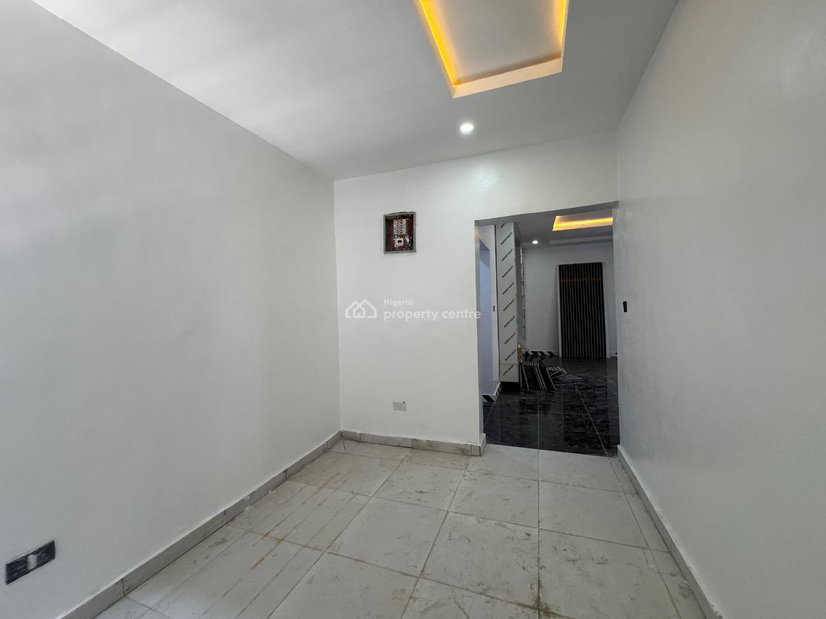 1bedroom Apartment, Ologolo, Lekki, Lagos, Flat / Apartment for Sale