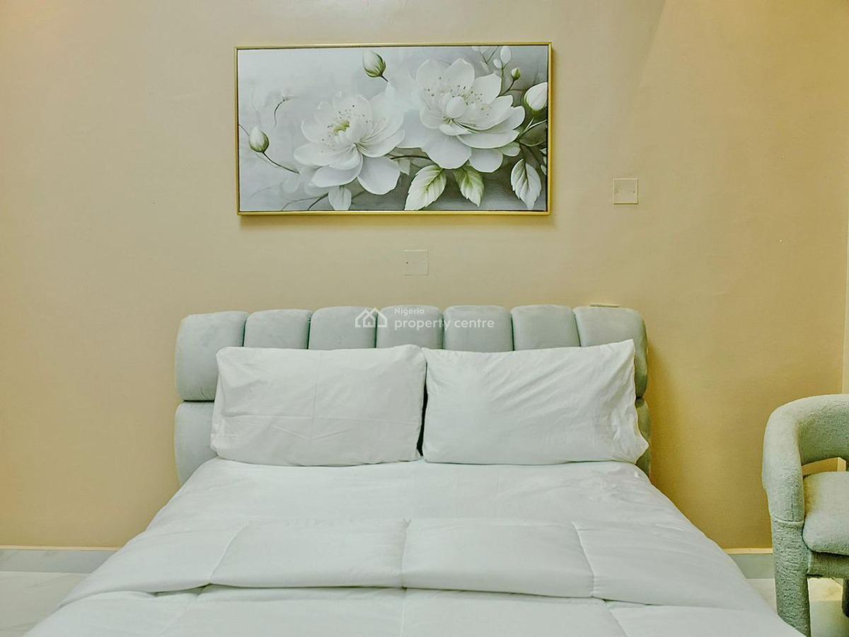 Luxury 2bedroom with Swimming Pool and 24/7 Security, Lekki, Lekki Phase 1, Lekki, Lagos, Flat / Apartment Short Let