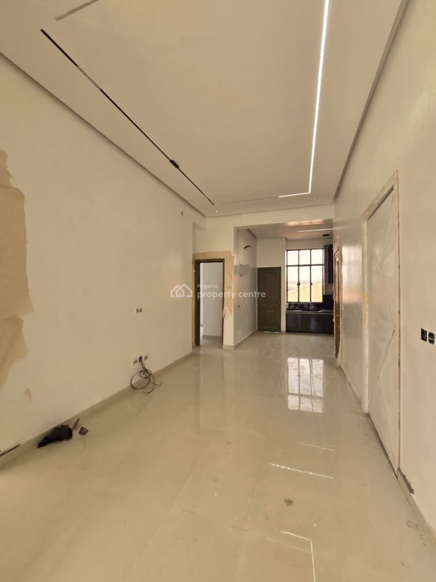 Exquisite Luxurious Serviced 3 Bedroom Flat with a Room Bq, Lekki Phase 1, Lekki, Lagos, Flat / Apartment for Sale