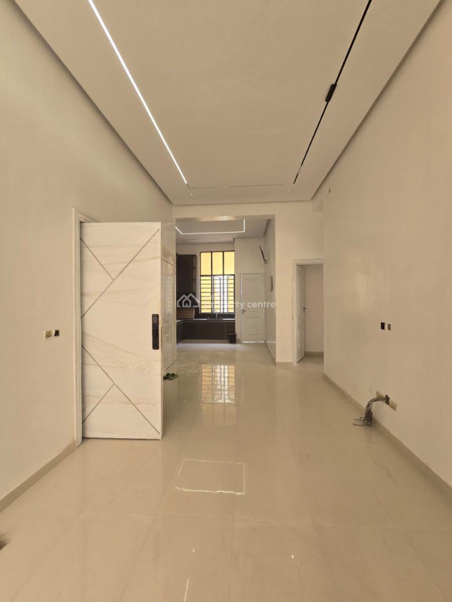 Exquisite Luxurious Serviced 3 Bedroom Flat with a Room Bq, Lekki Phase 1, Lekki, Lagos, Flat / Apartment for Sale