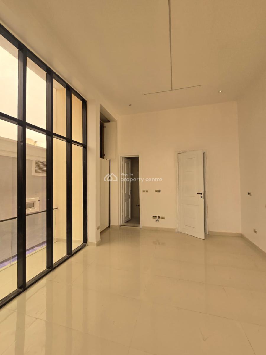 Exquisite Luxurious Serviced 3 Bedroom Flat with a Room Bq, Lekki Phase 1, Lekki, Lagos, Flat / Apartment for Sale