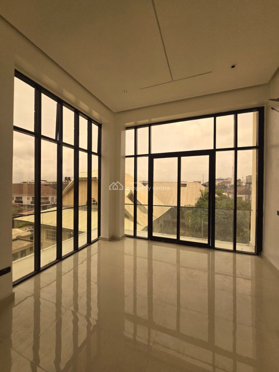 Exquisite Luxurious Serviced 3 Bedroom Flat with a Room Bq, Lekki Phase 1, Lekki, Lagos, Flat / Apartment for Sale
