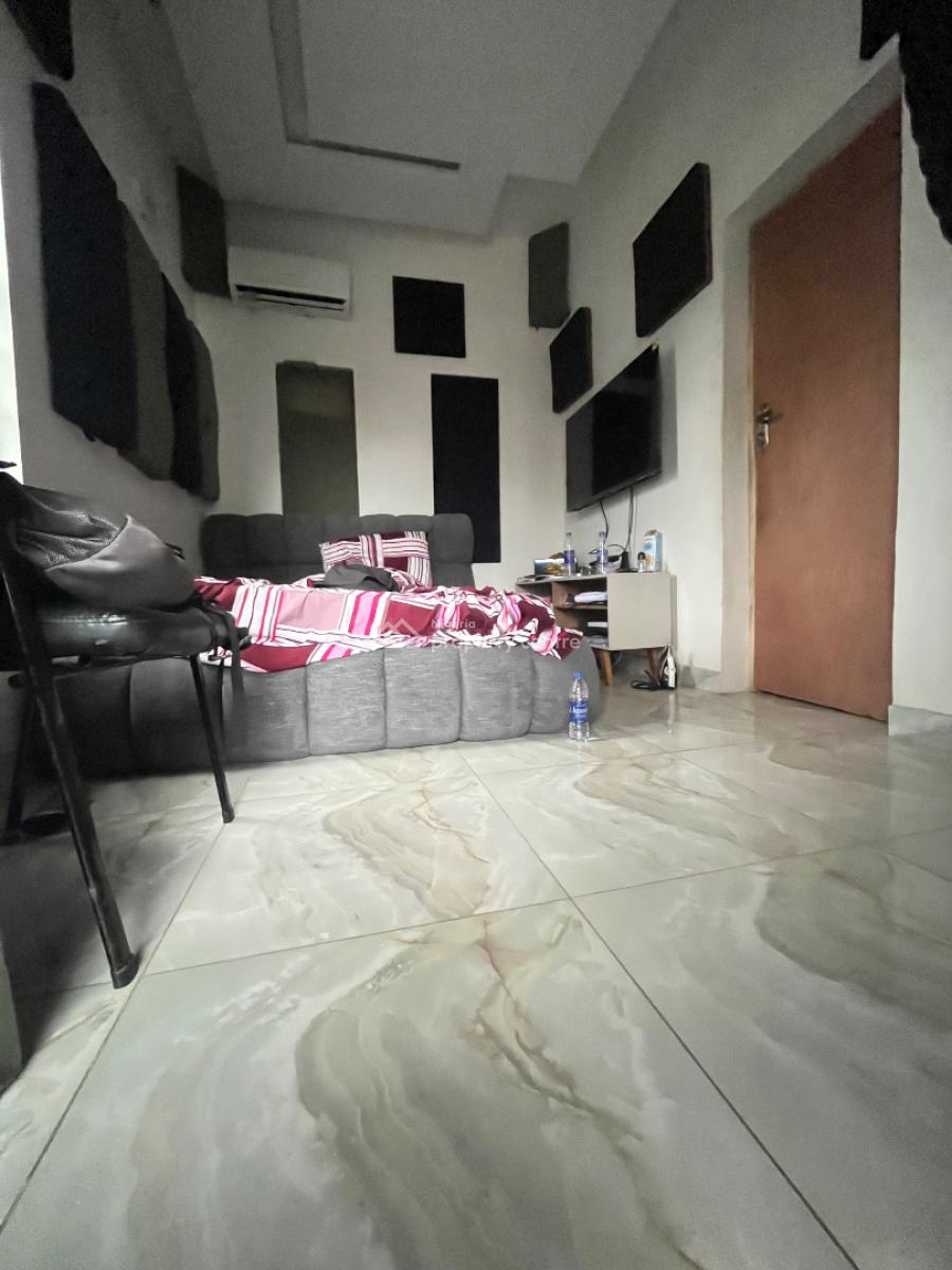 Comfortable Selfcon, Gra, Ikota, Lekki, Lagos, Self Contain (single Rooms) for Rent