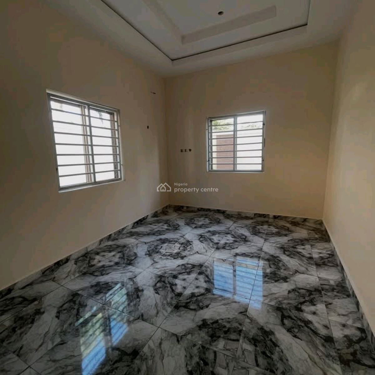 5 Bedroom Bungalow  5 Bedroom Bungalow  Price:320m Loc, Kaduna North, Kaduna, House for Sale