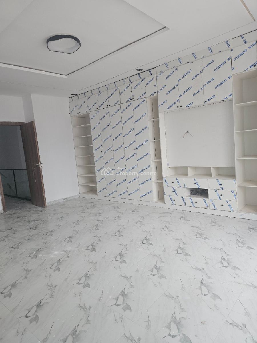 4 Bedrooms Semi Detached Duplex with Bq, Idado Estate Agungi Lekki, Lekki, Lagos, Semi-detached Duplex for Sale