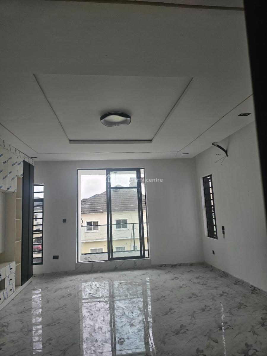 4 Bedrooms Semi Detached Duplex with Bq, Idado Estate Agungi Lekki, Lekki, Lagos, Semi-detached Duplex for Sale