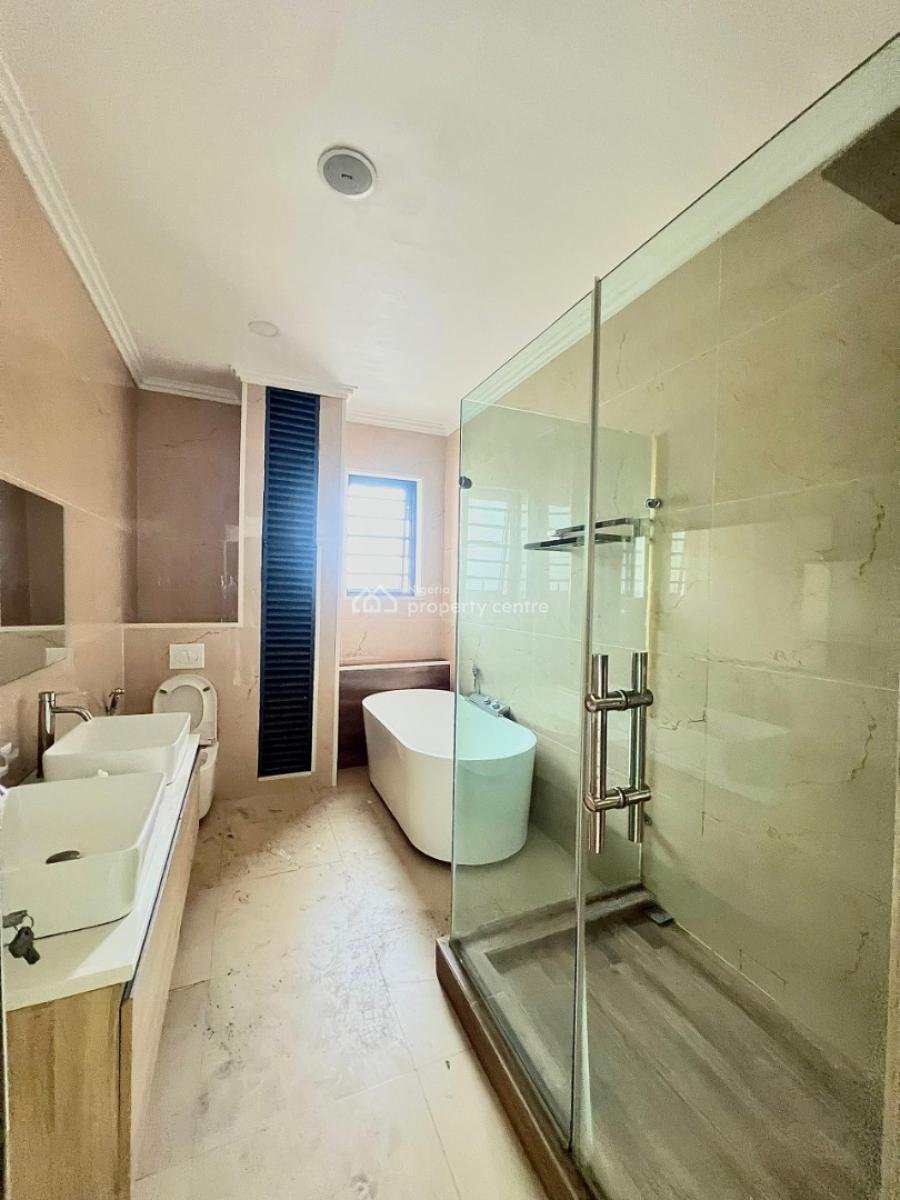 Spacious and Modern 4-bedroom Penthouse Maisonette with Premium Amenities, Old Ikoyi, Ikoyi, Lagos, House for Rent