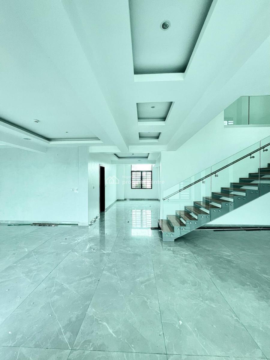 Spacious and Modern 4-bedroom Penthouse Maisonette with Premium Amenities, Old Ikoyi, Ikoyi, Lagos, House for Rent