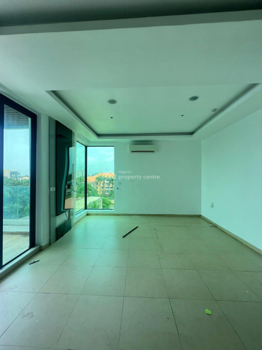 Spacious and Modern 4-bedroom Penthouse Maisonette with Premium Amenities, Old Ikoyi, Ikoyi, Lagos, House for Rent