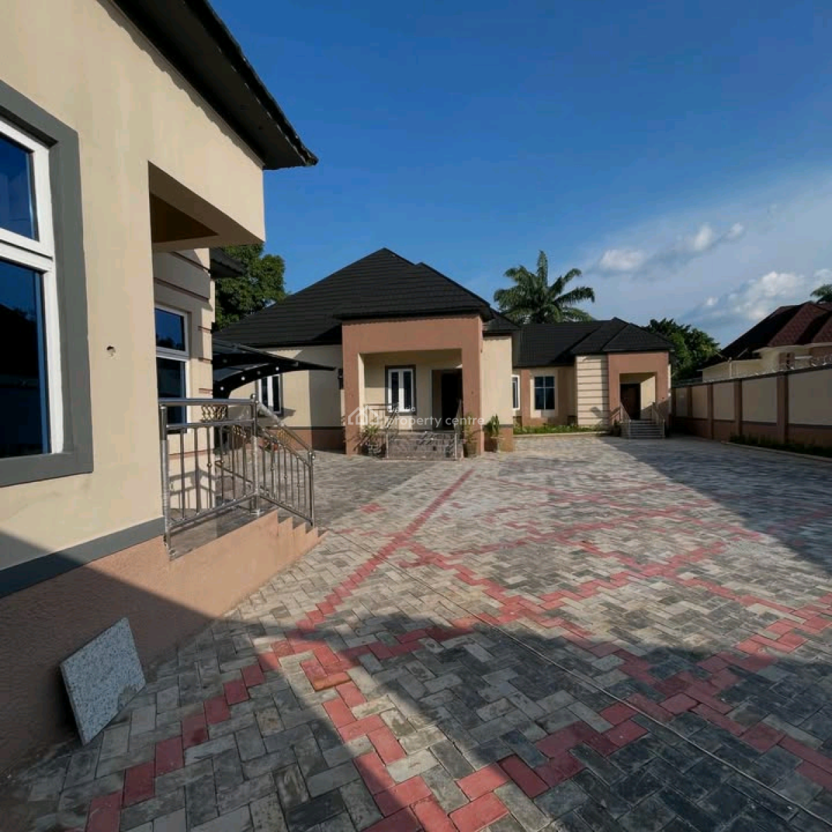 4 Bedroom Bungalow  Price:280m Location: Unguwan Rimi Gra 4 Be, Kaduna North, Kaduna, House for Sale