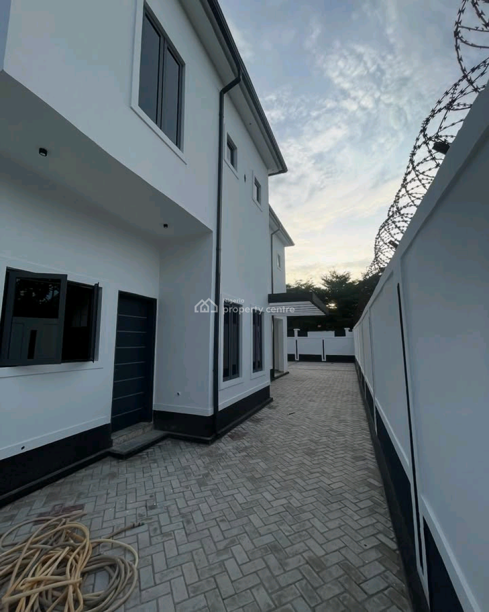 Twin Duplex Price:850m Location: Unguwan Rimi Gra Kaduna 5 Be, Kaduna North, Kaduna, House for Sale
