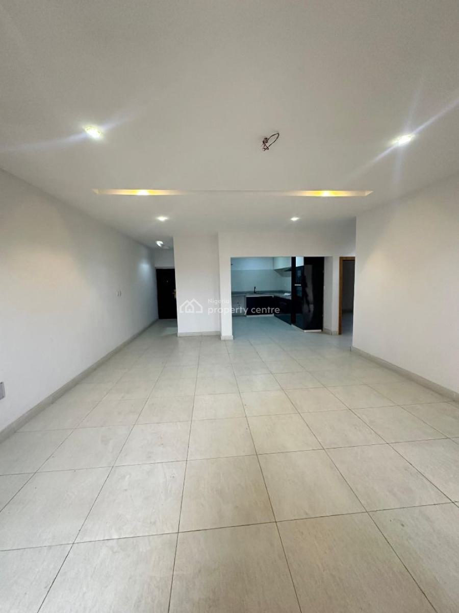 Fully Serviced 2-bedroom Apartment with Swimming Pool, Gym & Elevator, Lekki Phase 1, Lekki, Lagos, Flat / Apartment for Sale