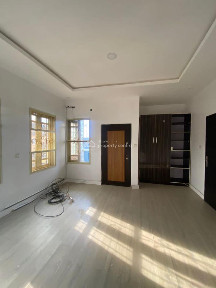 Beautiful & Spacious 4 Bedroom Semi Detached Duplex Private Compound, Chevron, Lekki, Lagos, Semi-detached Duplex for Rent