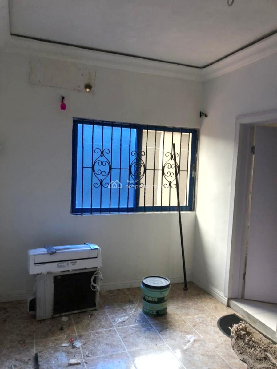 Luxury 3-bedroom Apartment, Gra Phase 2, Magodo, Lagos, Flat / Apartment for Rent