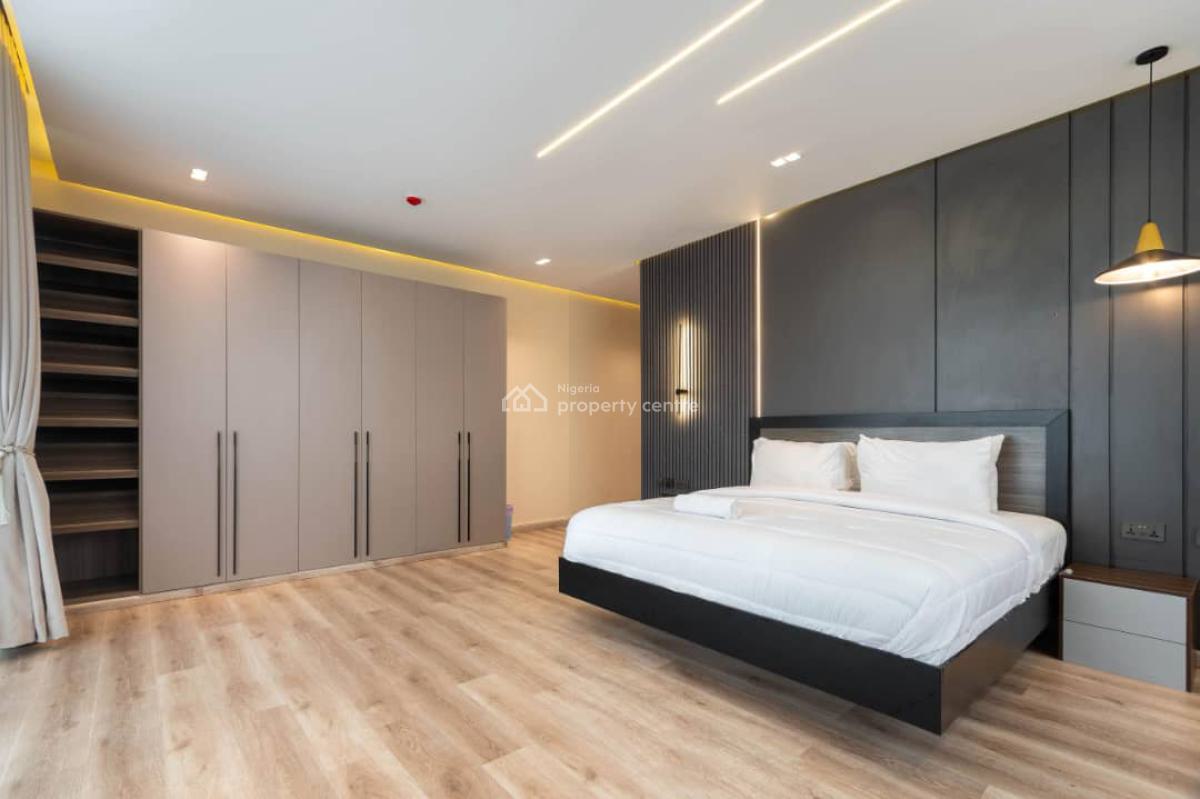 Beautifully Furnished 3 Bedroom Apartment, Lekki Phase 1, Lekki, Lagos, Flat / Apartment Short Let