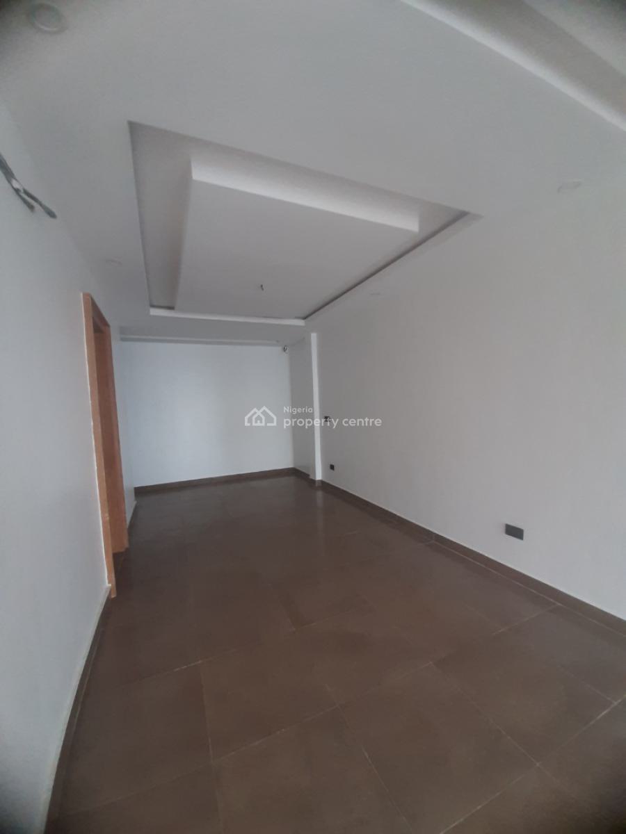 Brand New and Serviced 2 Bedroom En-suite Flat with Fitted Kitchen, Co, Lekki Phase 1, Lekki, Lagos, Flat / Apartment for Rent