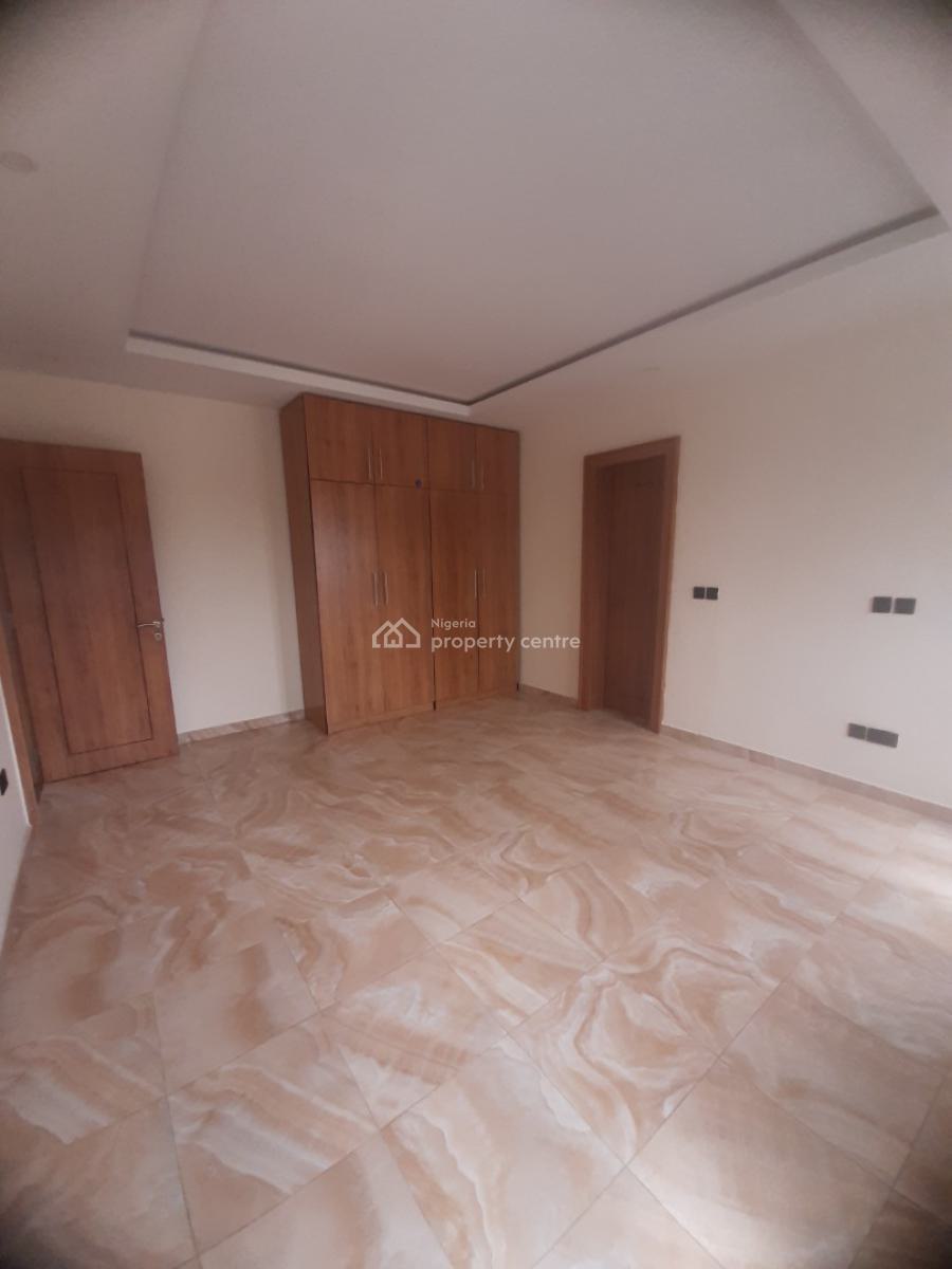 Brand New and Serviced 2 Bedroom En-suite Flat with Fitted Kitchen, Co, Lekki Phase 1, Lekki, Lagos, Flat / Apartment for Rent