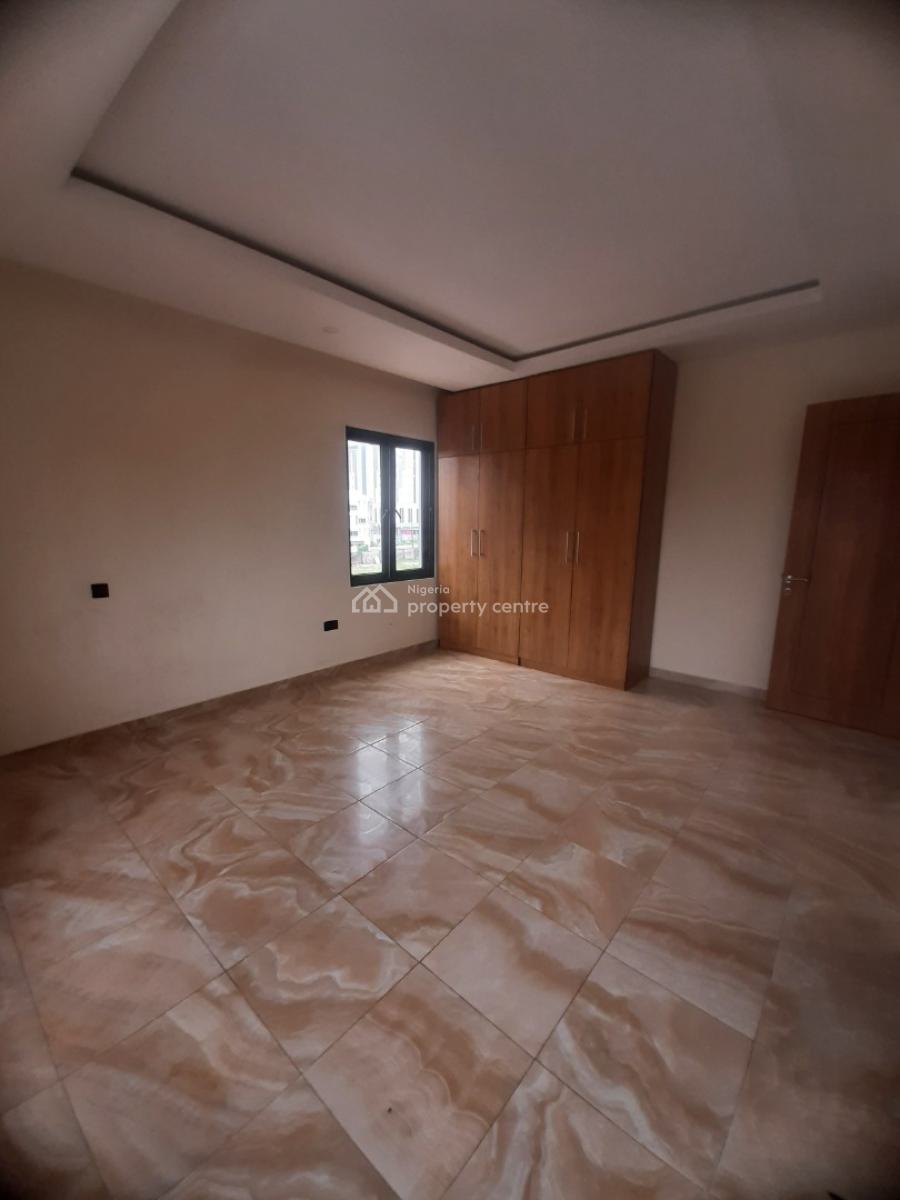 Brand New and Serviced 2 Bedroom En-suite Flat with Fitted Kitchen, Co, Lekki Phase 1, Lekki, Lagos, Flat / Apartment for Rent