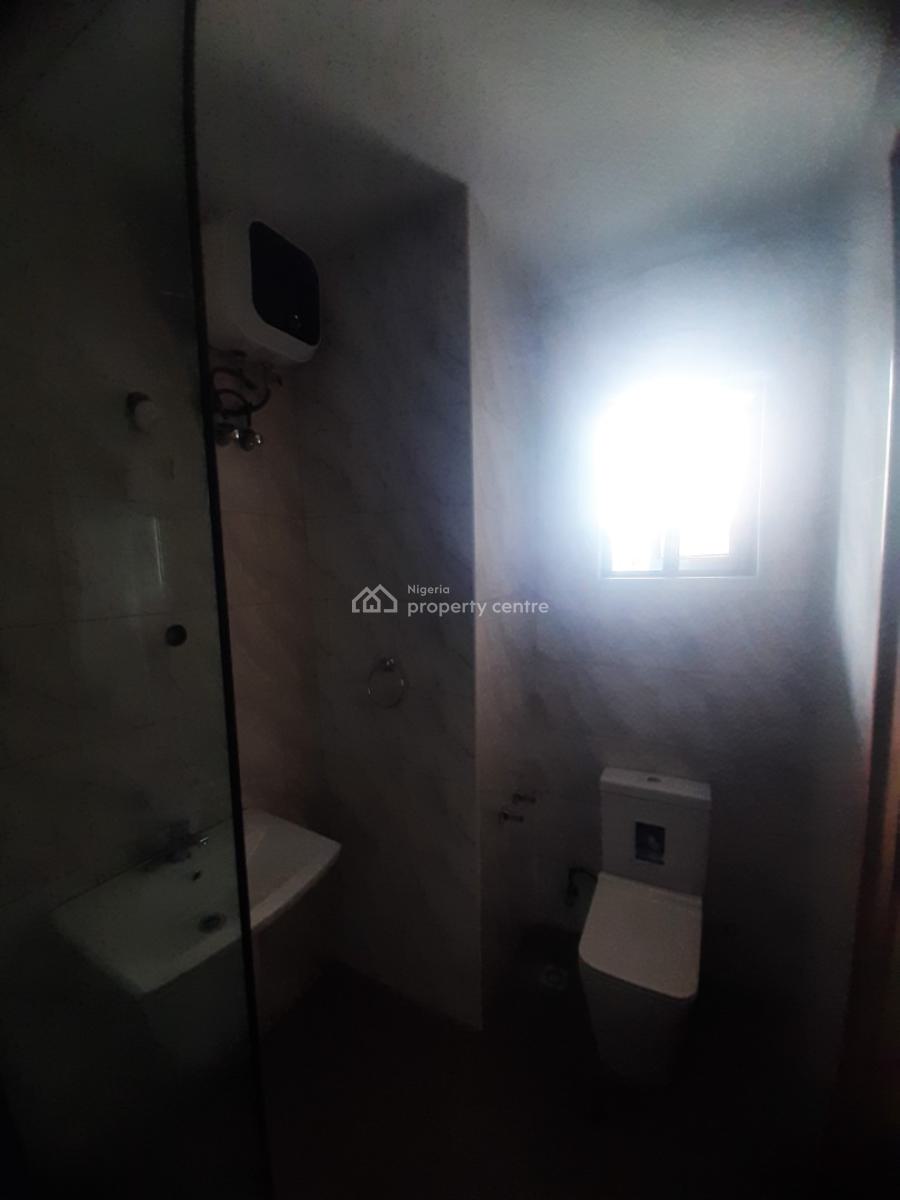 Brand New and Serviced 2 Bedroom En-suite Flat with Fitted Kitchen, Co, Lekki Phase 1, Lekki, Lagos, Flat / Apartment for Rent