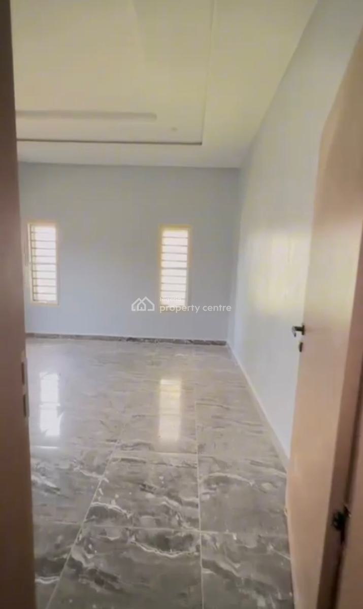 Luxury 3bedroom Flat+ 2living Room + Bq, By Dakibiyu, Wuye, Abuja, Block of Flats for Sale