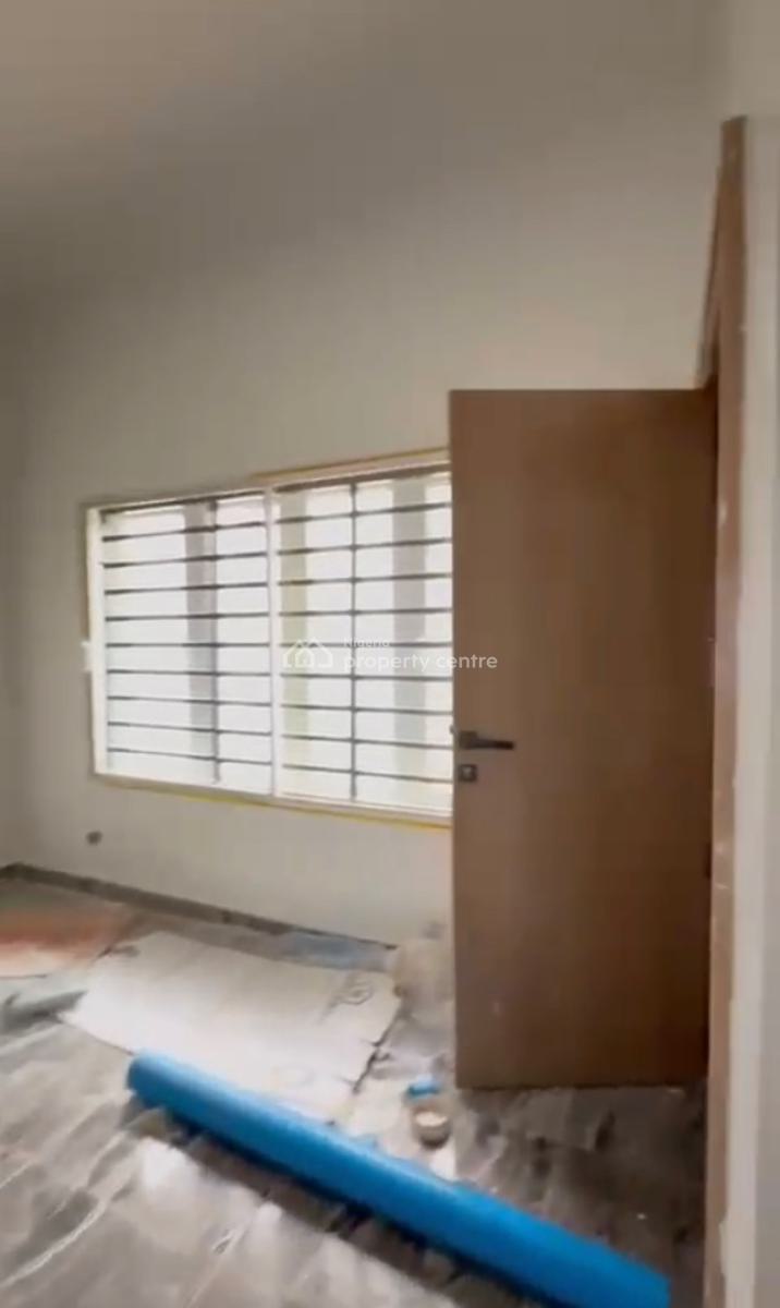 Luxury 3bedroom Flat+ 2living Room + Bq, By Dakibiyu, Wuye, Abuja, Block of Flats for Sale