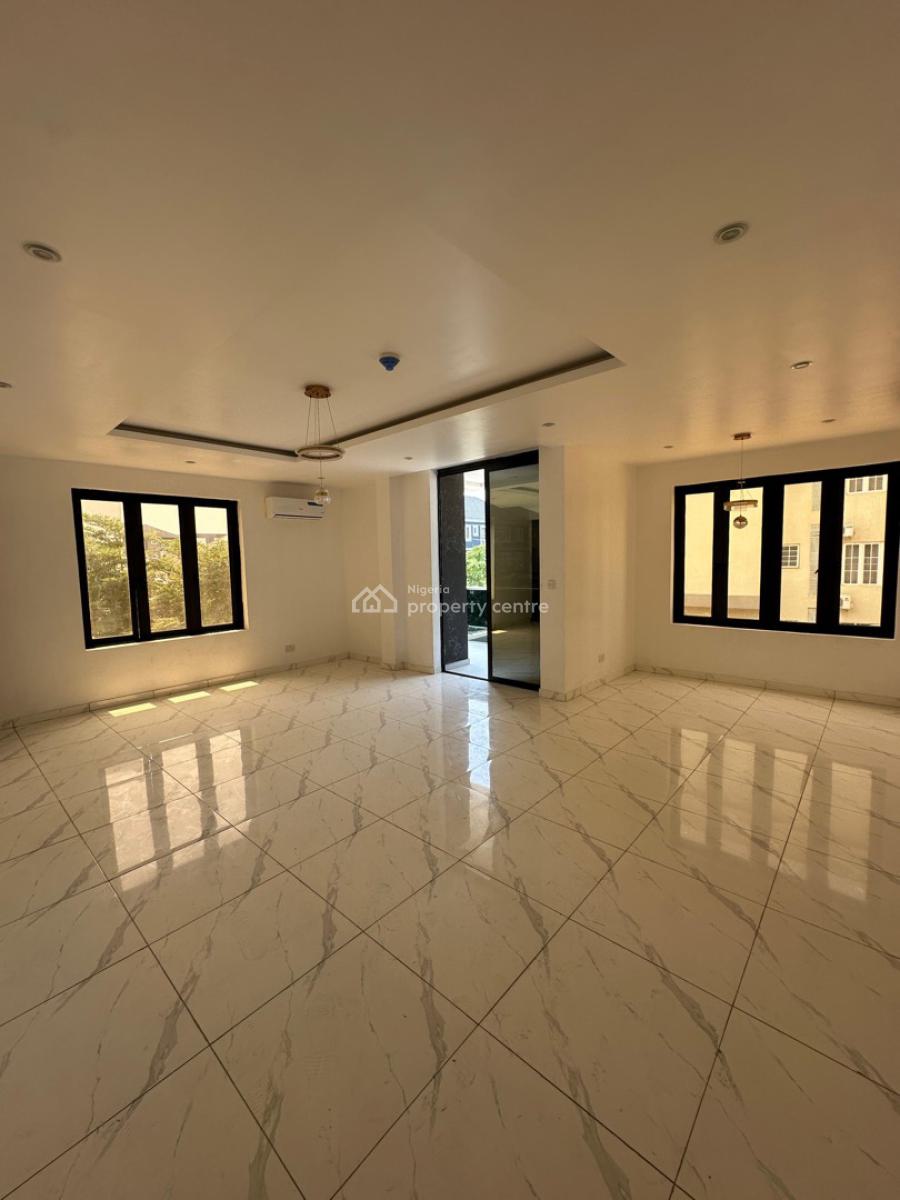 2 Bedroom Apartment, Lekki Phase 1, Lekki, Lagos, Flat / Apartment for Sale