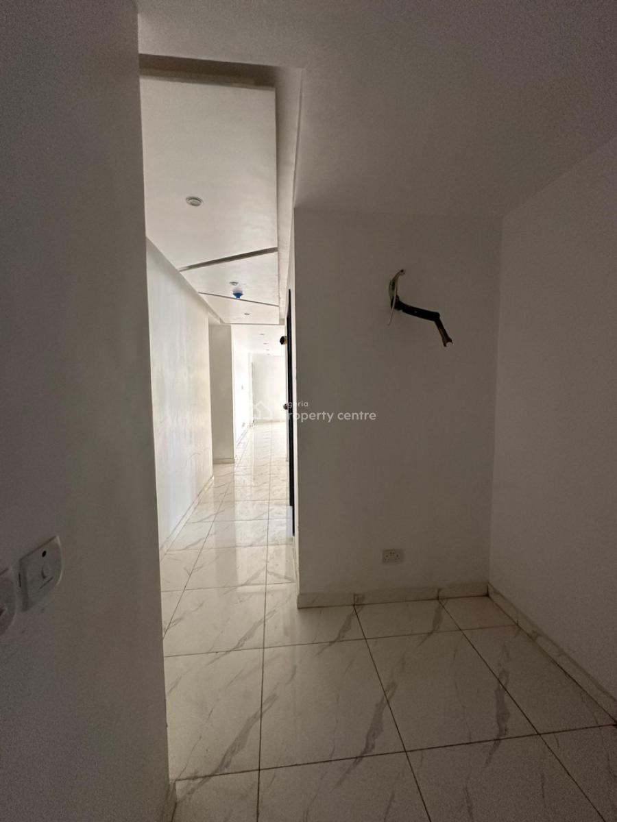 2 Bedroom Apartment, Lekki Phase 1, Lekki, Lagos, Flat / Apartment for Sale