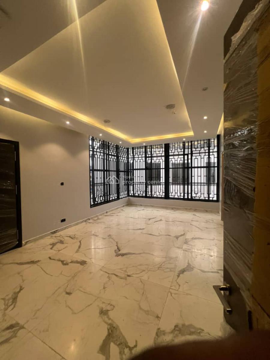 5 Bedrooms House Sitting on 850 Sqm  with Bq, Lekki, Lagos, Detached Bungalow for Rent