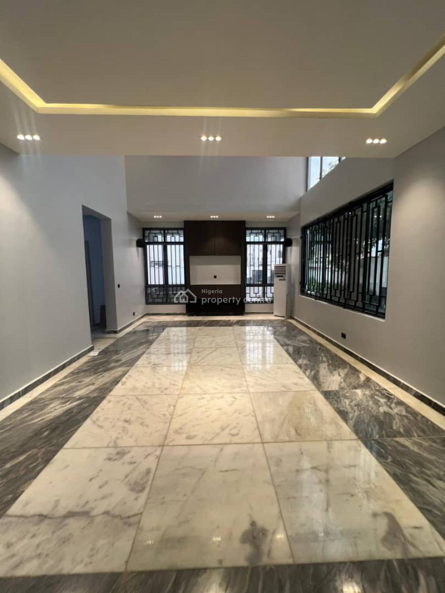 5 Bedrooms House Sitting on 850 Sqm  with Bq, Lekki, Lagos, Detached Bungalow for Rent