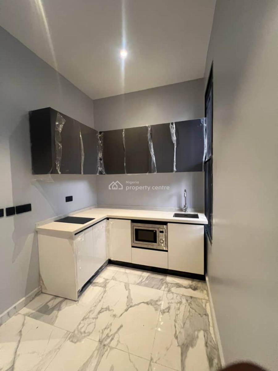 5 Bedrooms House Sitting on 850 Sqm  with Bq, Lekki, Lagos, Detached Bungalow for Rent