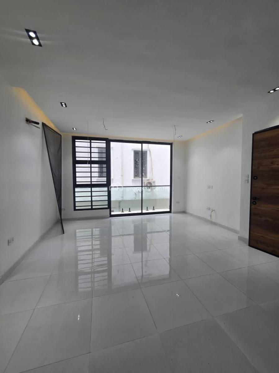 Modern 2-bedroom Apartments with Premium Amenities, Ologolo, Lekki, Lagos, Flat / Apartment for Sale