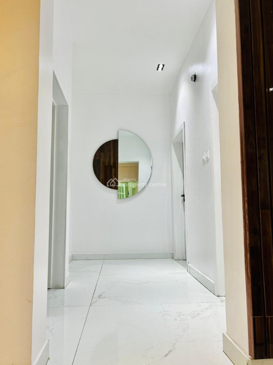 Beautifully Furnished 3 Bedroom Apartment, Lekki Phase 1, Lekki, Lagos, Flat / Apartment Short Let