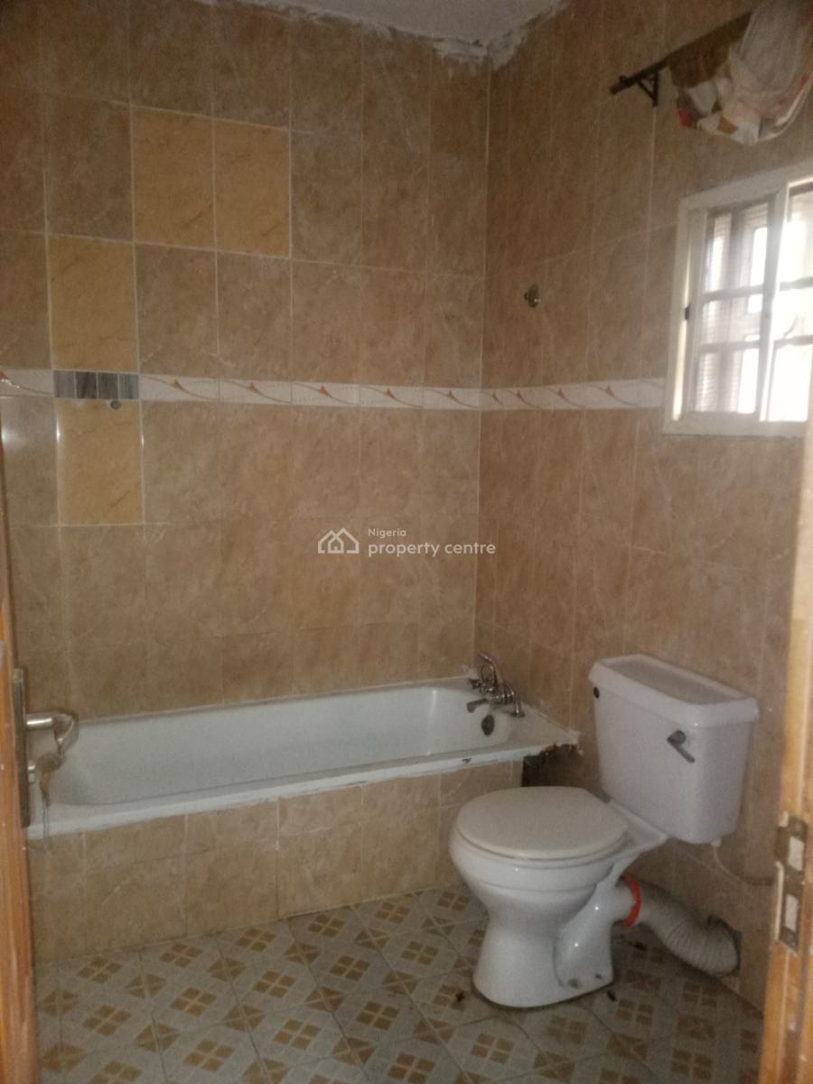 Spacious and Well Maintained 3 Bedroom Apartment, Awoyaya, Ibeju Lekki, Lagos, Flat / Apartment for Rent