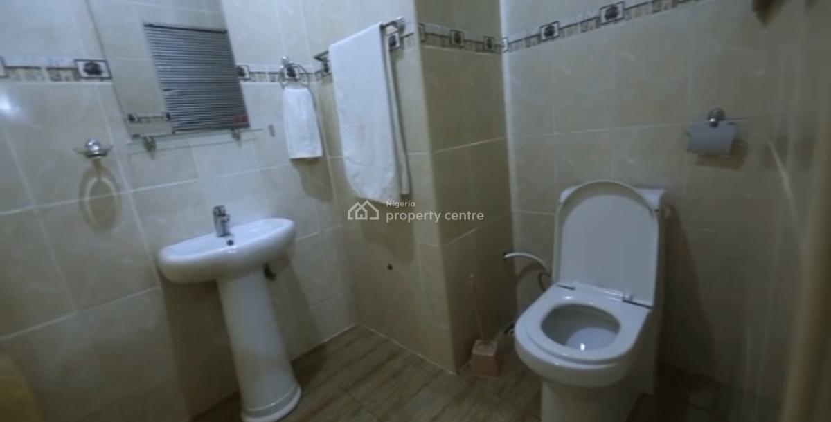 Massive Spacious 3 Bedroom En-suite Flat+bq, Katampe Extension, Katampe, Abuja, Block of Flats for Sale