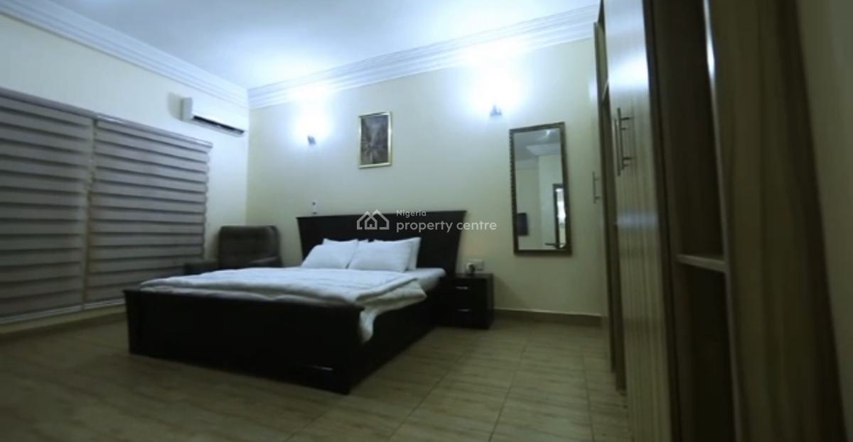 Massive Spacious 3 Bedroom En-suite Flat+bq, Katampe Extension, Katampe, Abuja, Block of Flats for Sale