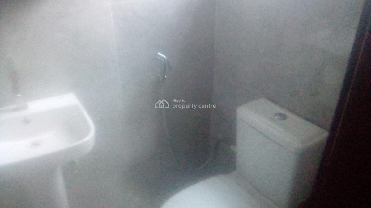 a Self Contain, Solanke Street, Akoka, Yaba, Lagos, Self Contain (single Rooms) for Rent