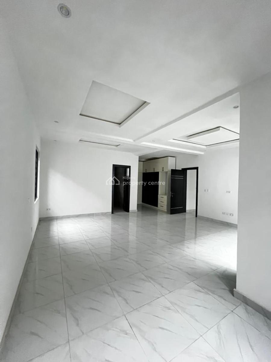 a 3 Bedroom Apartment (caracas), Ikate, Lekki, Lagos, Flat / Apartment for Sale