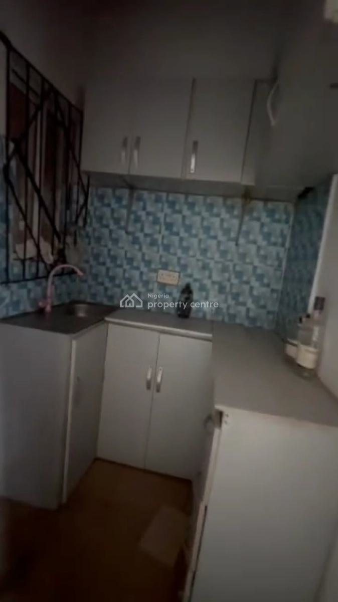 Very Decent and Standard Relatively New Roomself-con, Off Fola Agoro, Yaba, Lagos, Self Contain (single Rooms) for Rent