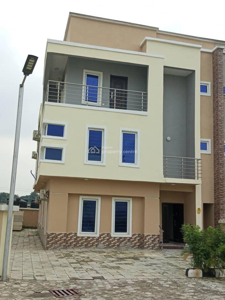 4 Bedrooms Semi Detached Duplex with Bq, By Mobil Filling Station, Mabushi, Abuja, Semi-detached Duplex for Sale