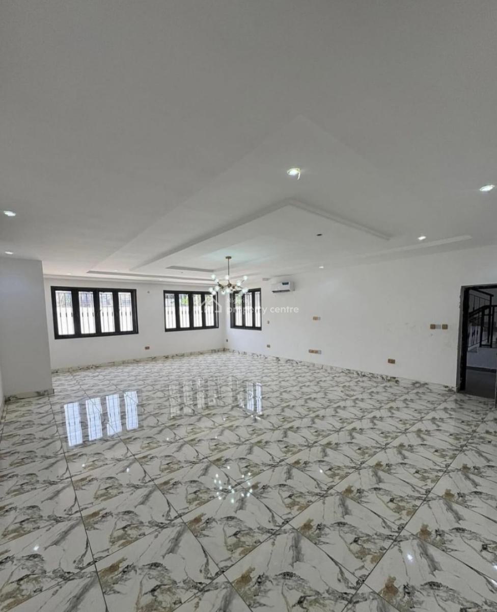 New and Serviced with 24/7 Power Supply 3 Bedroom En-suite Flat with F, Ikoyi, Lagos, Flat / Apartment for Rent