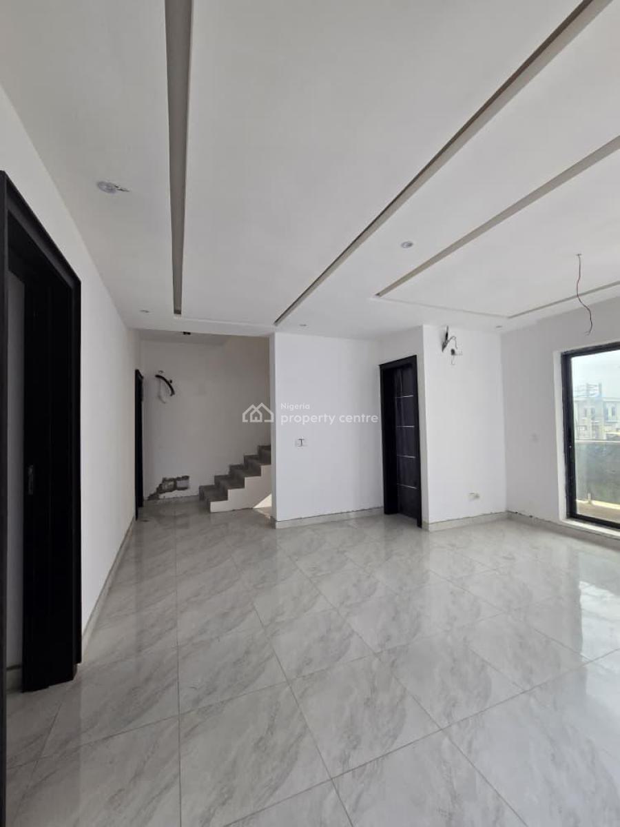 Stylish 4-bedroom Terrace Duplex with Modern Fittings, Ologolo, Lekki, Lagos, Terraced Duplex for Sale